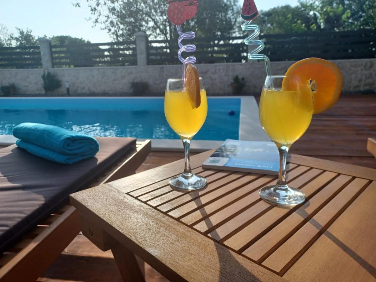 Apartment Karla Snb Lozovac Ngoại thất bức ảnh