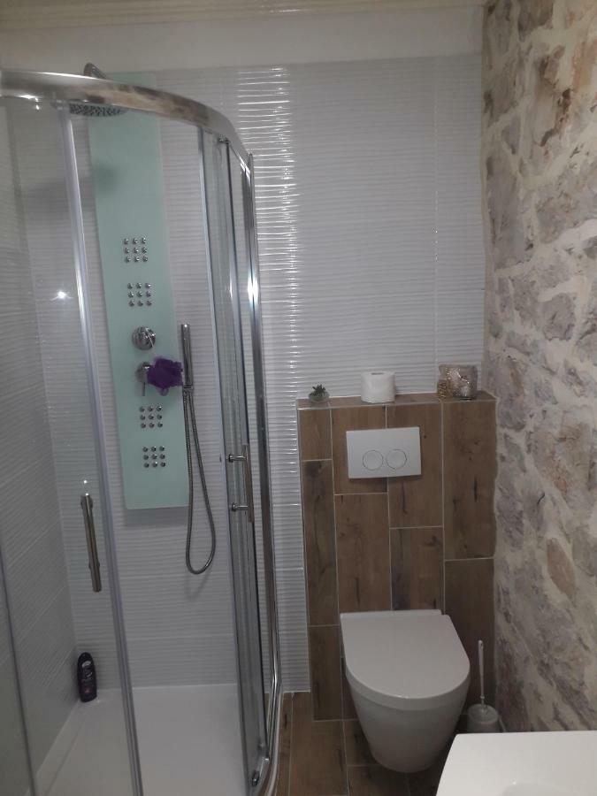 Apartment Karla Snb Lozovac Ngoại thất bức ảnh