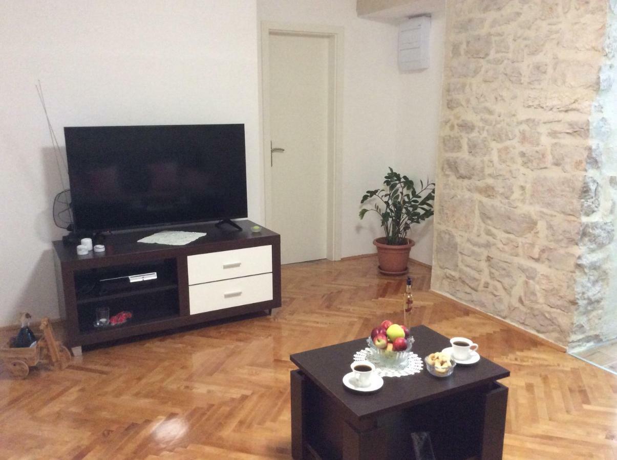Apartment Karla Snb Lozovac Ngoại thất bức ảnh