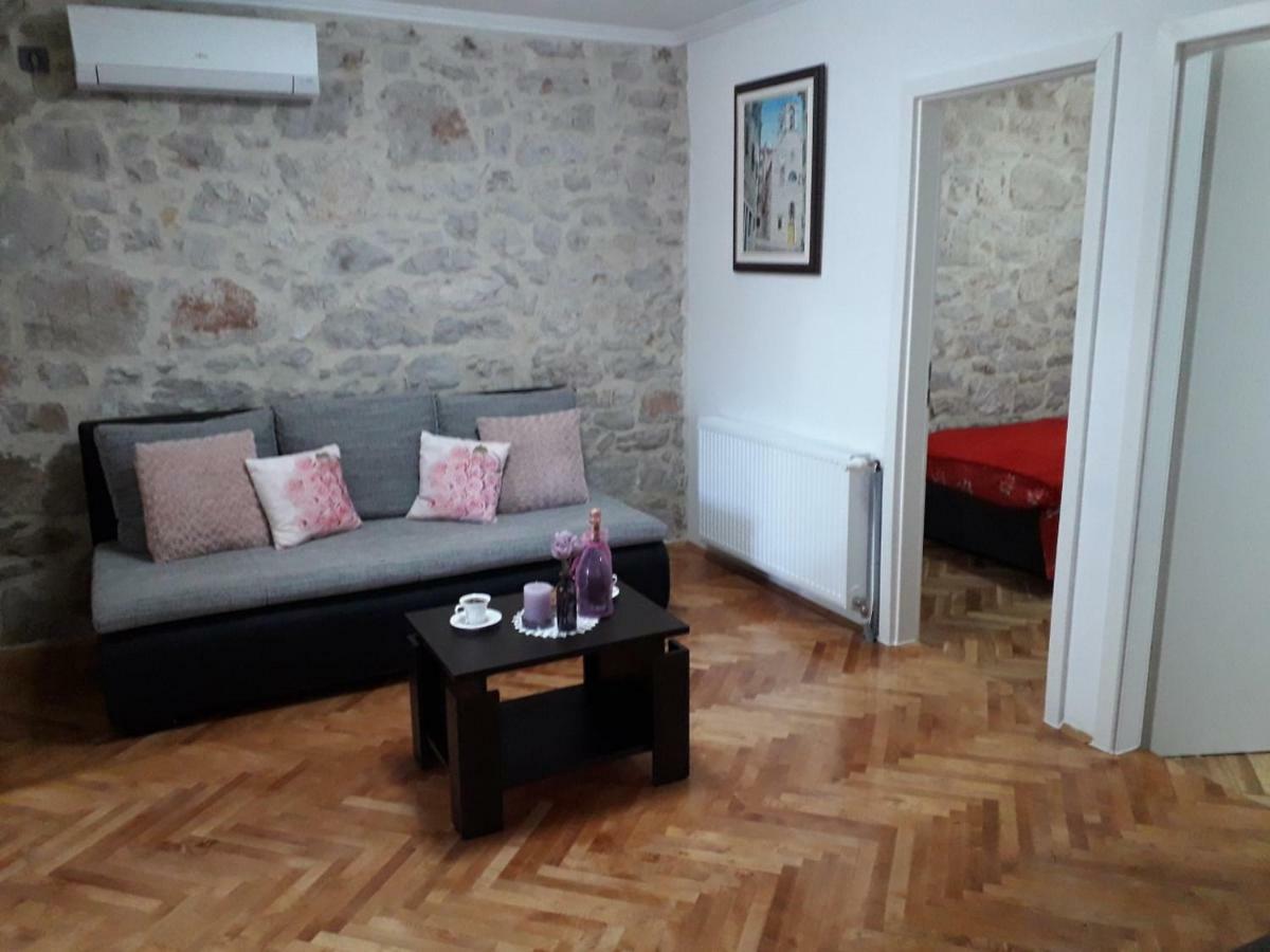 Apartment Karla Snb Lozovac Ngoại thất bức ảnh