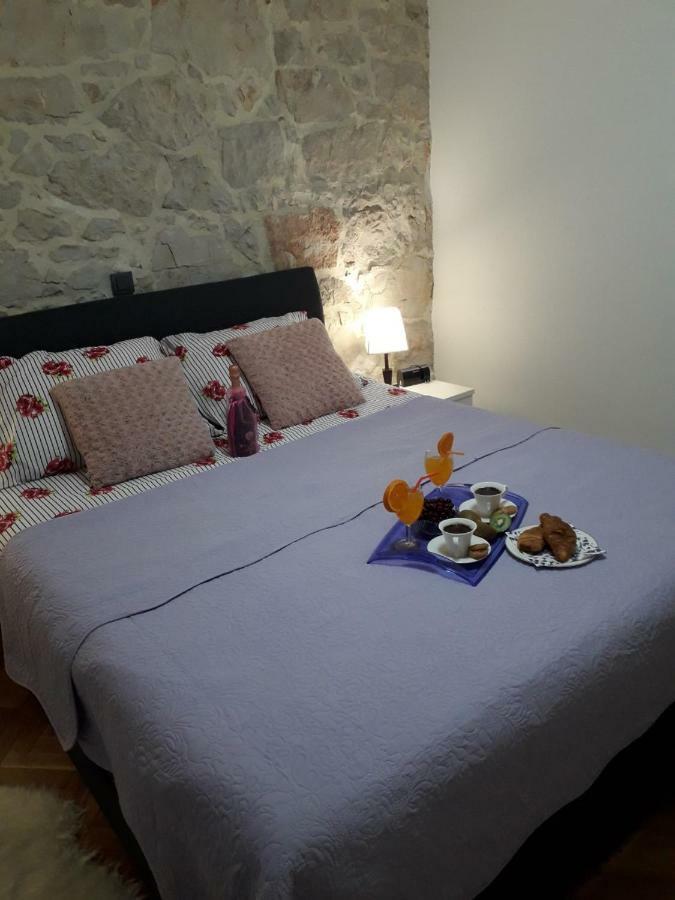 Apartment Karla Snb Lozovac Ngoại thất bức ảnh